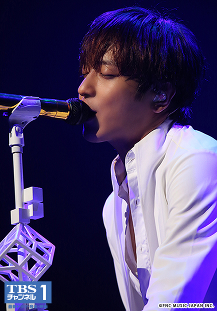 CNBLUEジョン・ヨンファの日本初単独ライブ「2015 JUNG YONG HWA LIVE