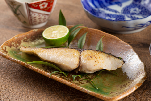 お届け例：さわらの塩焼き（朝開き）