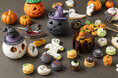 ゴーストや目玉のムースなどハロウィンモチーフの小菓子6種類アソートやお菓子を詰めた黒猫型の全部食べられるジャック オ ランタンが新登場「ハロウィンスイーツ＆ブレッド セレクション」