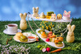 うさぎモチーフのキャロットケーキや“うさ耳”バンズのミニバーガーが登場 新緑がきらめく春の庭園で遊ぶうさぎがテーマ「スプリング ガーデン＆バニー アフタヌーンティー」