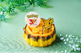 そらとぶピカチュウをデザインしたパフェ、ピカチュウをテーマにしたオールイエローのグルメバーガーなど冒険がテーマのメニューが登場「ポケモン30周年コラボレーション グランド アドベンチャー」
