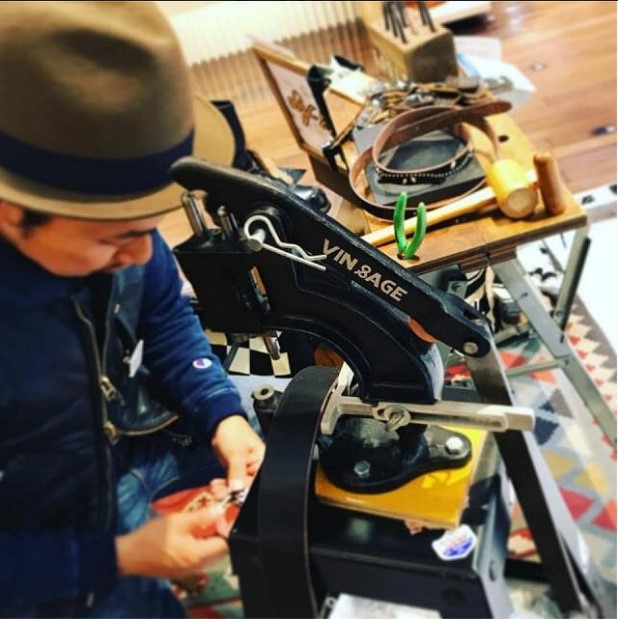 【ドイツ・ミュンヘン発のMCM】MCM阪急うめだ店ポップアップストアでスタッズカスタマイズイベント開催｜MCM FASHION GROUP