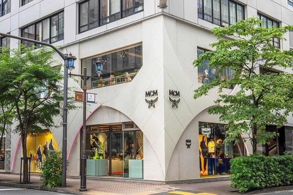 MCM 銀座 Haus 2 にて、ホットスタンピングサービスを開始！｜MCM FASHION GROUP JAPAN株式会社のプレスリリース