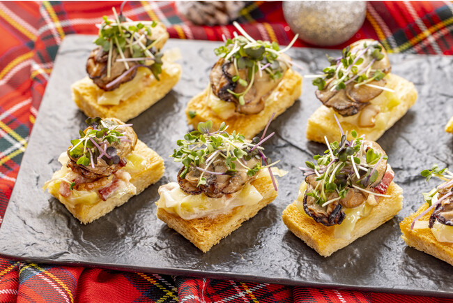 牡蠣のスモーク 冬キャベツのマリネのピンチョス 牡蠣のスモーク 冬キャベツのマリネのピンチョス