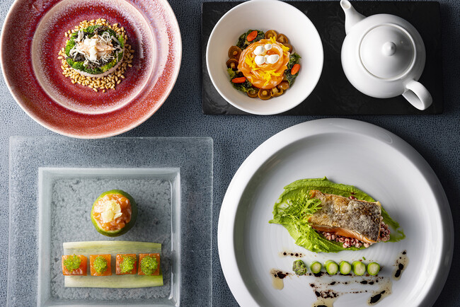 中国料理「チャイナブルー」 サーモンコース 中国料理「チャイナブルー」 サーモンコース