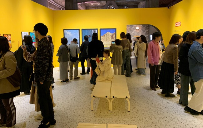 『ウェス・アンダーソンすぎる風景展』会場風景＠寺田倉庫G1ビル