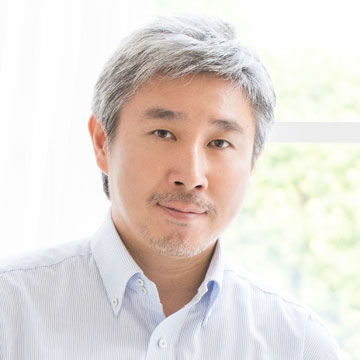 琉球大学国際地域創造学部　荒川雅志教授