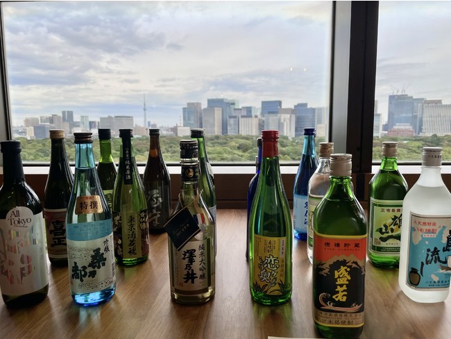「 TOKYO地元メシ＆サケ TOKYO LOCAL COLLECTION」に集まる、東京の地酒の数々