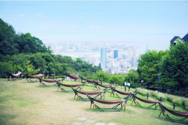 春に彩るガーデン。爽やかな風と心地よい香り。標高400mの都会のリゾート「神戸布引ハーブ園」でGARDEN FEST 2022 -Spring- を開催。日常から離れ、優雅な休日を過ごしませんか。