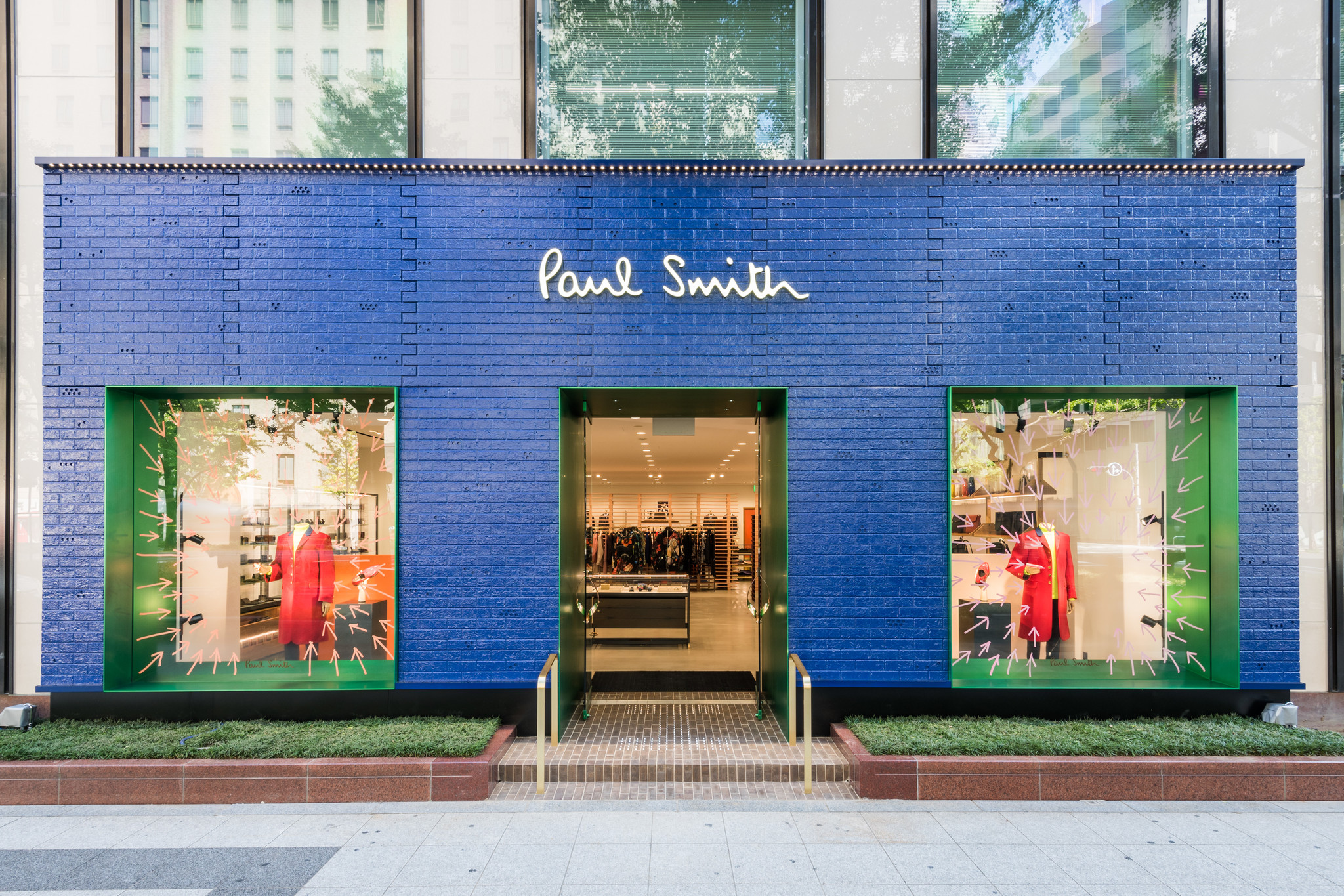 ポール・スミスのメンズフラッグシップショップ「ポール・スミス大阪店」が心斎橋にオープン。｜ポール・スミス リミテッドのプレスリリース