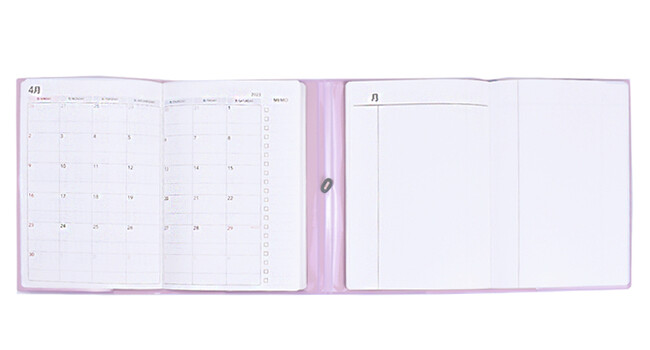 左：Monthly Book　右：Memory Book