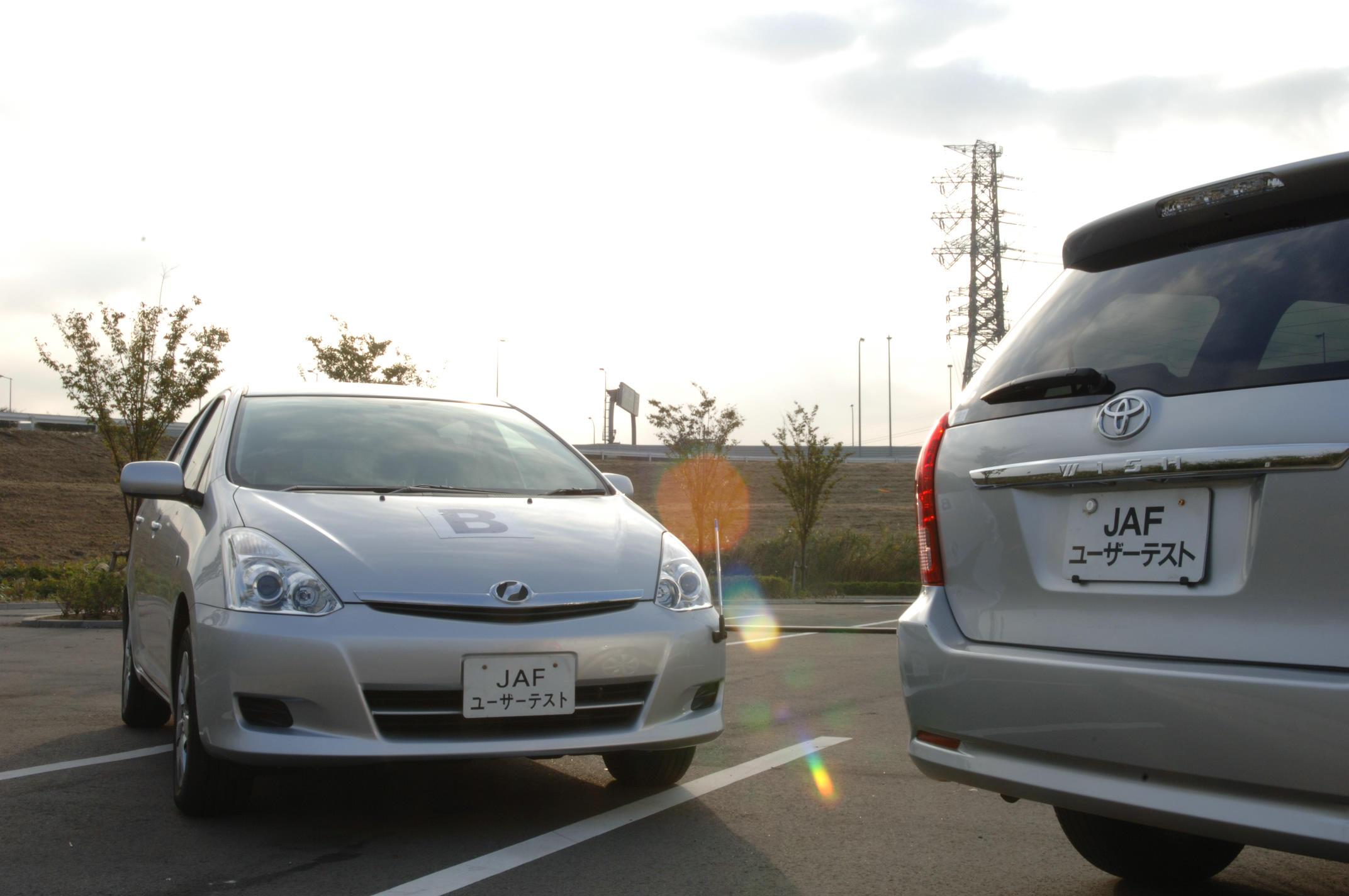 車内に子供を残さないで 曇りでも エアコンをかけていても 車内は 危険温度 まで上昇 Jafのプレスリリース