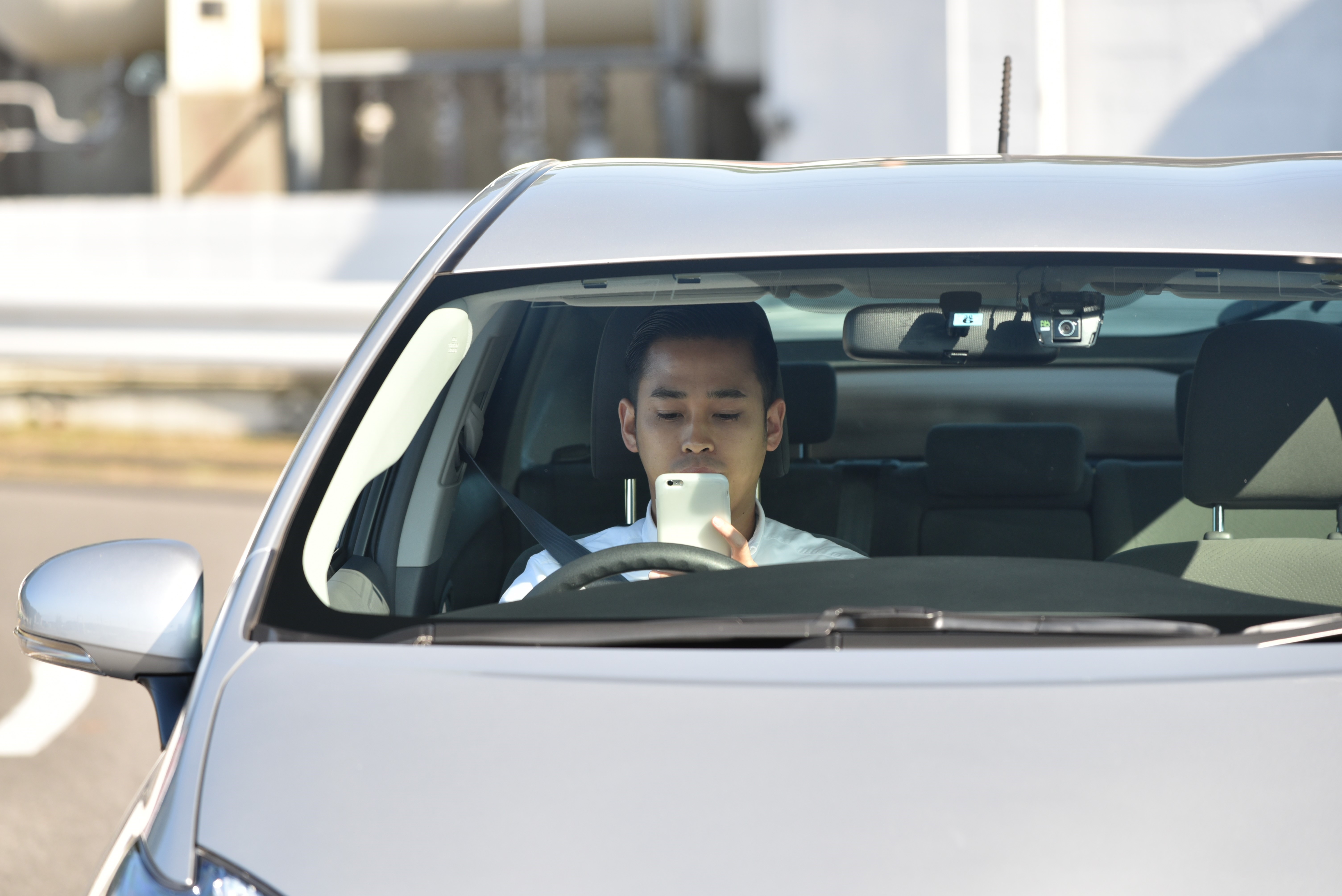 運転中の ながらスマホ の危険性 実験動画をホームページで公開 Jafのプレスリリース