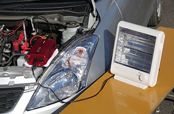 一般的の車で、インバーターの定格出力内で家電製品を使用（イメージ）