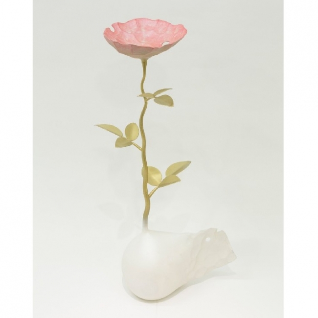 「あかい花」サイズ：53×25×15cm　桂・真鍮