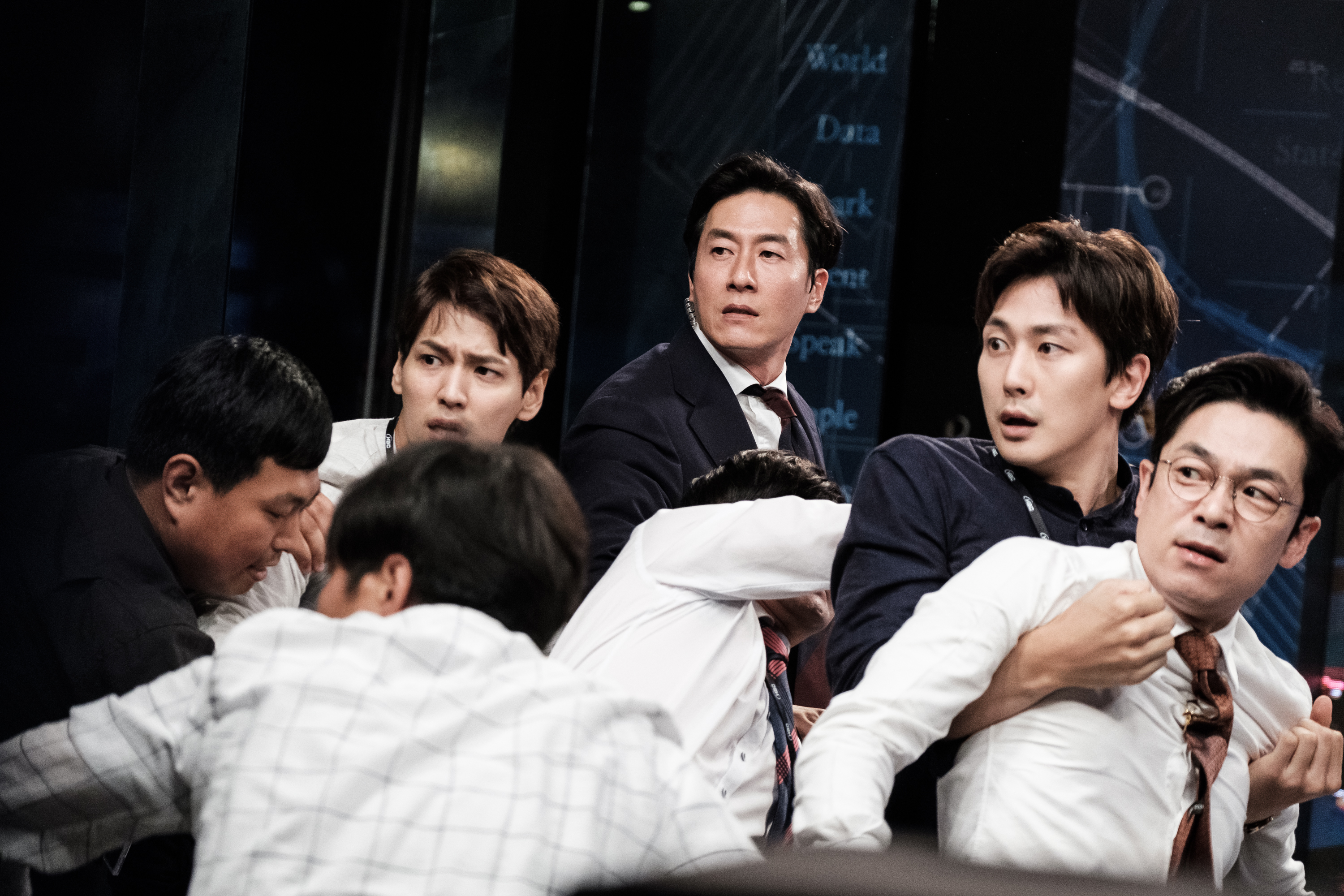 キム ジュヒョク チョン ウヒ主演 アルゴン 隠された真実 Dvd Boxが22年1月7日 金 発売決定 株式会社ハピネットのプレスリリース