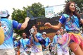 日本・ブラジル外交関係樹立130周年を祝して 日本のサンバチーム「Quer Swingar Vem Pra Cá」が平和を願うサンバの音色でリオの街を熱狂させる!