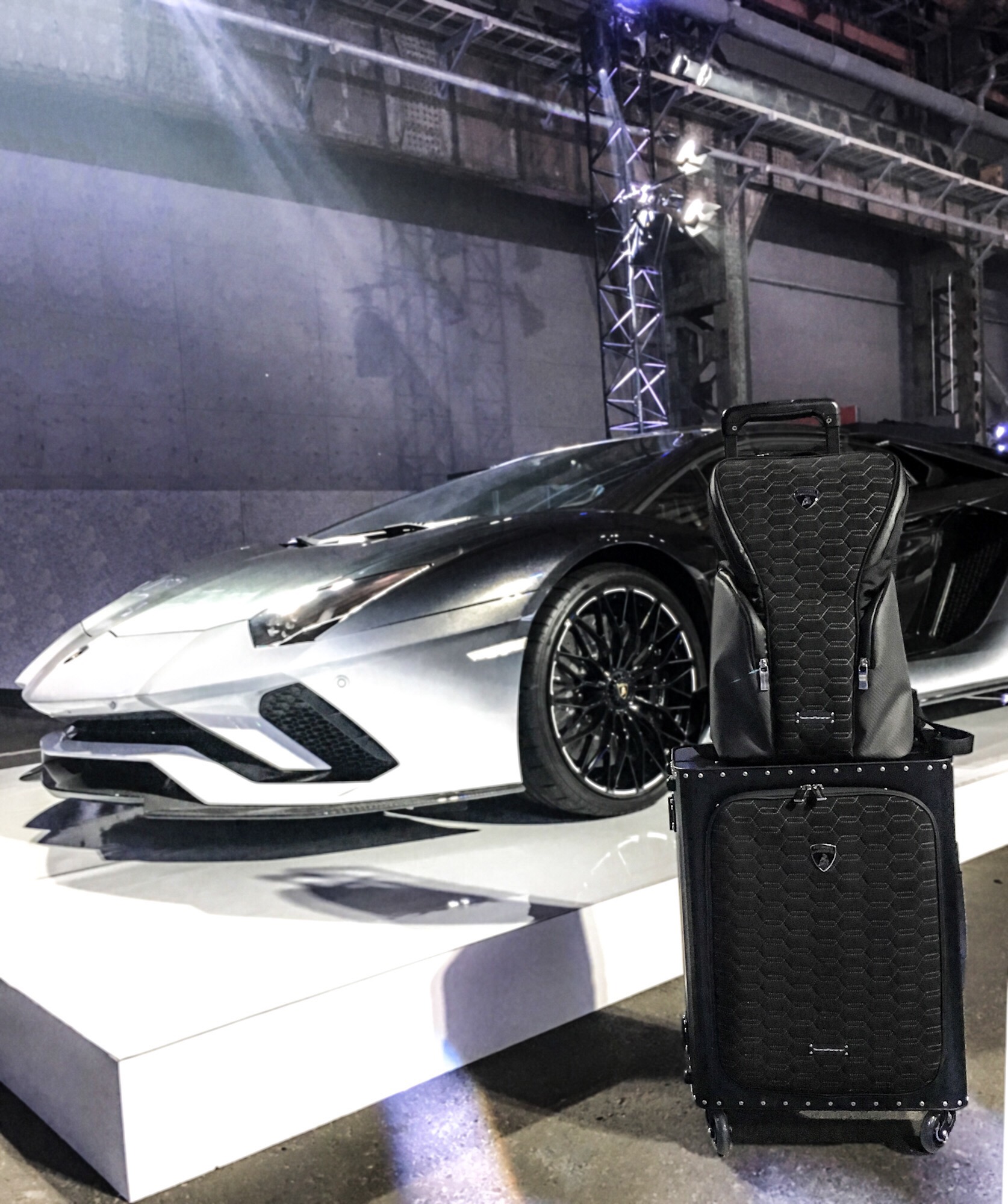 世界初Lamborghini×Tecknomonsterコラボモデル最新作を銀座HIKOが 