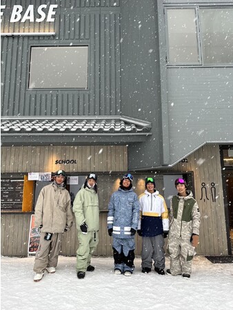高橋烈男プロ率いるレッスンプロチーム 高橋烈男プロ率いるレッスンプロチーム