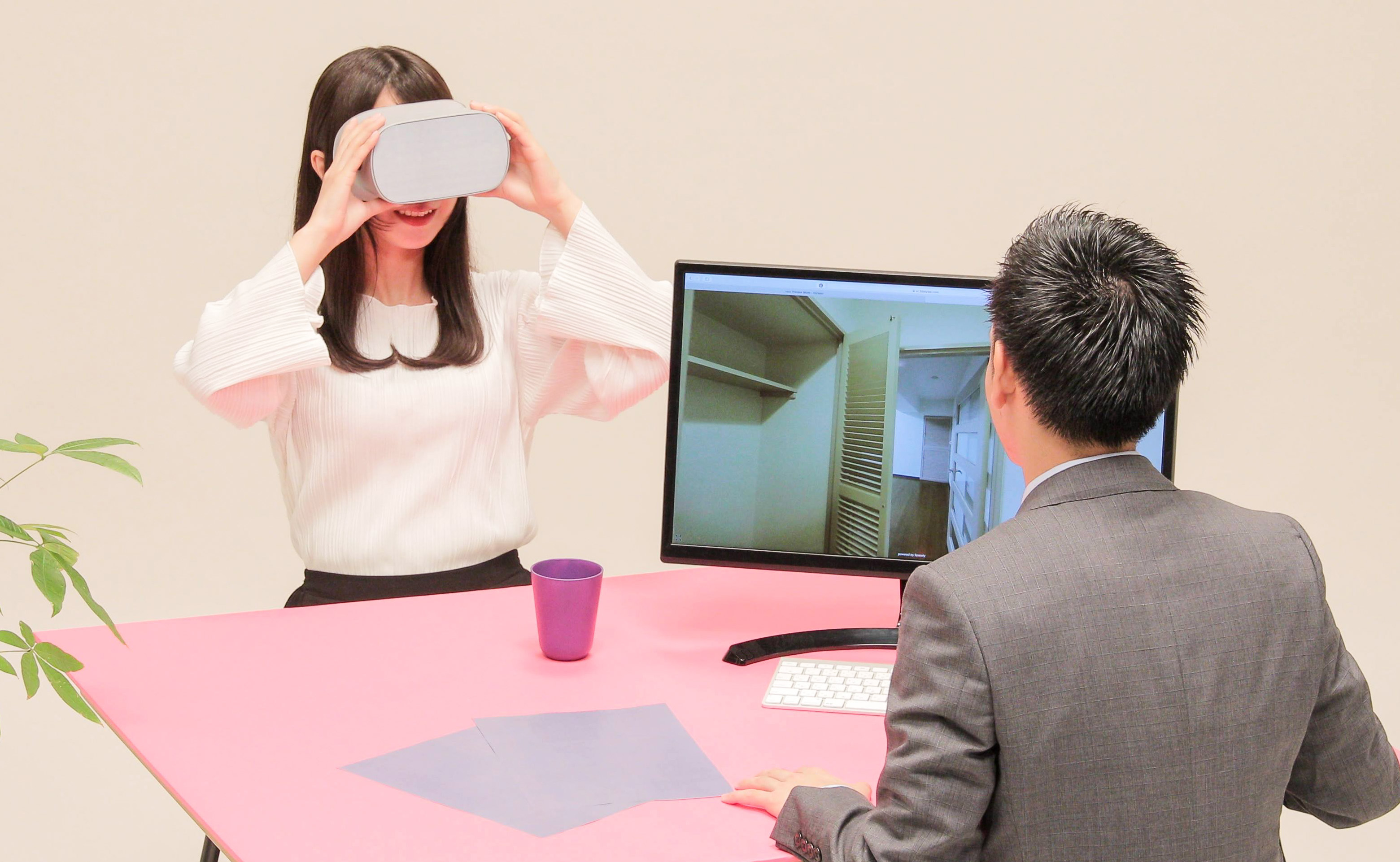 VRクラウドの「スペースリー」最新VR機器の接客活用をワンクリックで実現する瞬間接客VRの提供開始