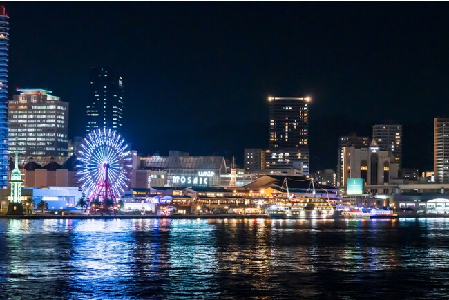 海からの神戸の夜景（イメージ）