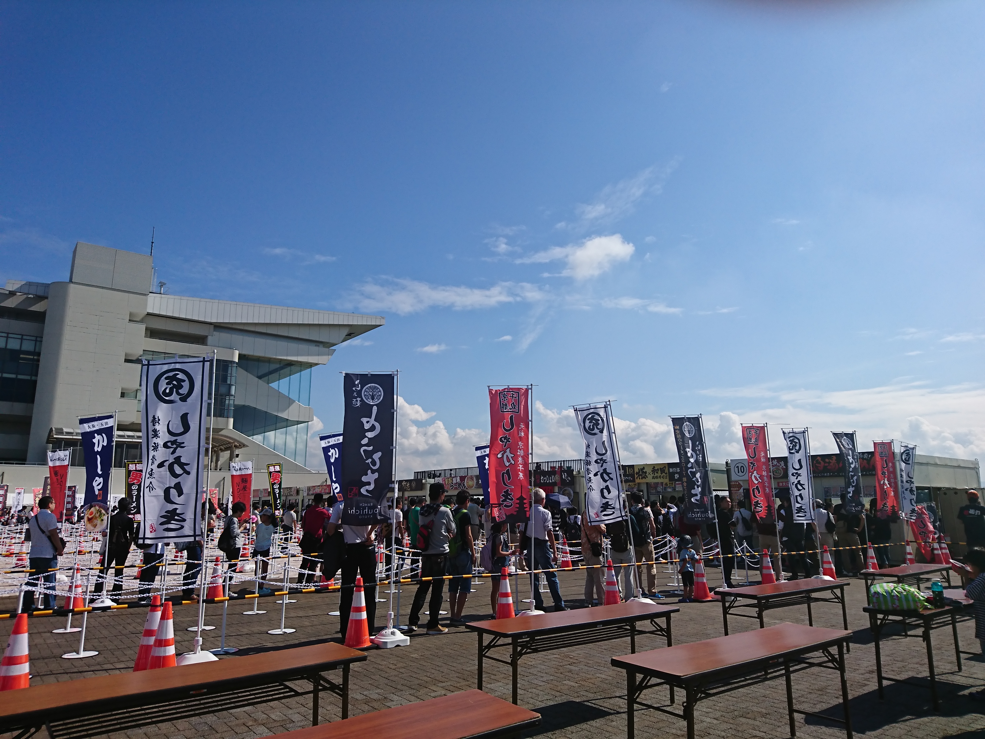 関西ラーメンダービー18 京都競馬場にて開催 第1部 18年10月6日 土 7日 日 8日 月 祝 第2部 18年10月13日 土 14日 日 株式会社jtbのプレスリリース