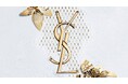 【YSL】2024年クリスマス第一弾が登場。ゴールド ウィンター ブロッサムをテーマにゴールド×ホワイトの繊細なレースにドレスアップしたコレクターが限定登場!