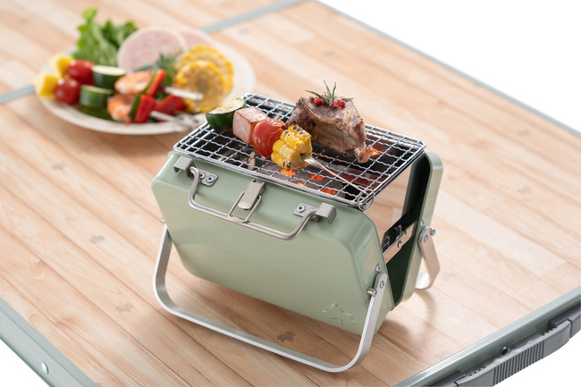 卓上で手軽に使えるサイズ。 お一人様BBQやちょっとした調理に最適。