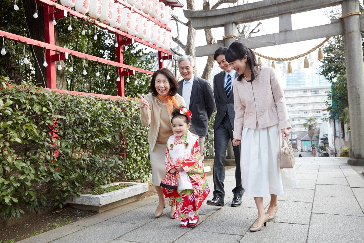 スタジオアリスと神社が協力 いつでも安心して七五三をお参りできる活動を開始 株式会社 スタジオアリスのプレスリリース