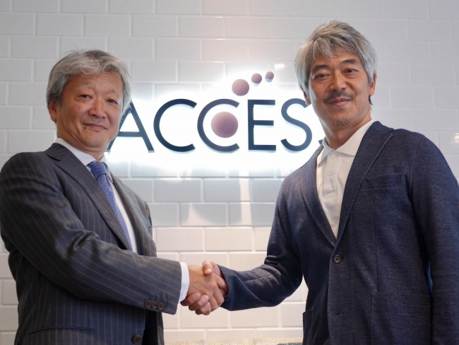 写真向かって左より、ACCESS代表取締役 社長執行役員 大石 清恭、エアロネクスト 代表取締役CEO 田路圭輔