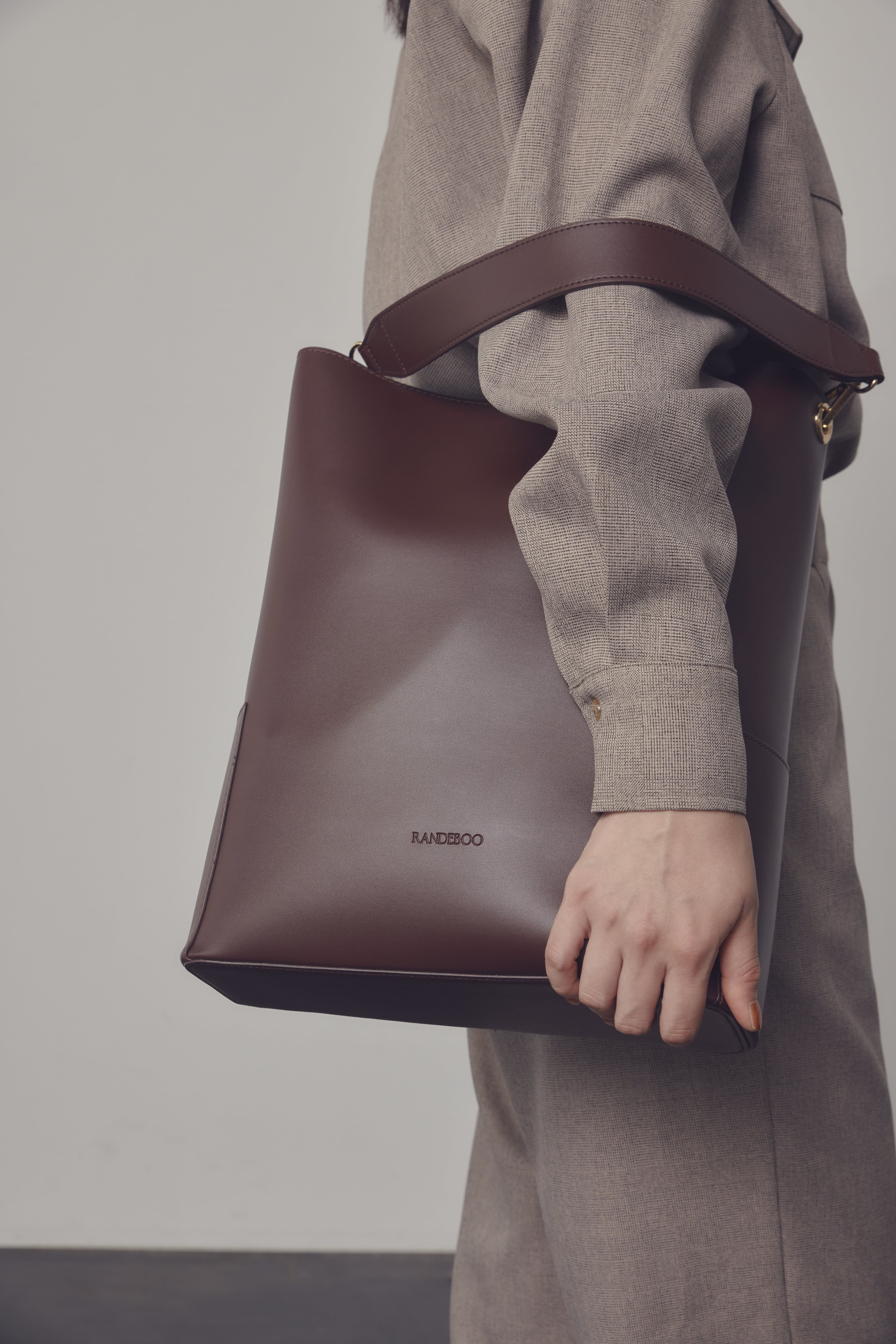 Essential bag (black) RANDEBOO ランデブー