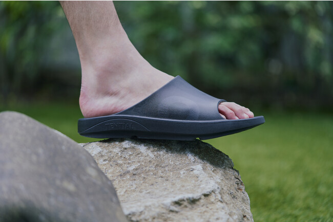 RECOVERY SANDAL Slide