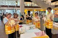 子どもたちが保育士の仕事を体験！沖縄こども専門学校がイオンモール沖縄ライカムで「保育士おしごと体験」を実施
