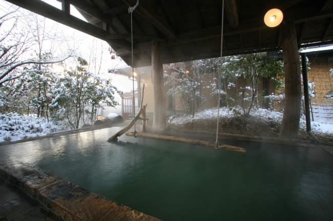黒川温泉「旅館 こうの湯」の立ち湯（女湯）