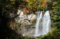 【10月朝限定!】"日本の滝百選"「アシリベツの滝」に虹がかかります!(滝野すずらん丘陵公園)