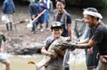 泥んこで挑む魚とり「第39回 沼まつり」開催します（国営武蔵丘陵森林公園）