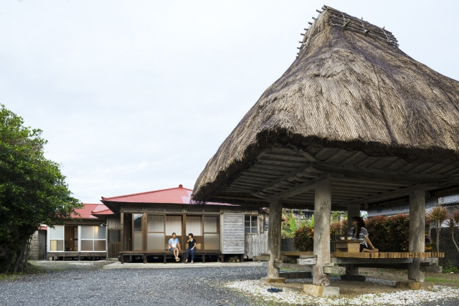 奄美イノベーション株式会社の運営する宿泊施設のひとつ、伝泊「高倉のある宿」