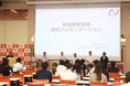 【開志専門職大学の学生×新潟県内企業で新商品を開発!】 事業創造学部「商品開発実習」にて、協力企業6社へ学生から企画案のプレゼンを実施。15案が採用されました!