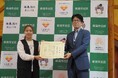 【新潟医療福祉大学】ネコの手作りグッズの販売収益を活用しオリジナル紙芝居を北区内27のこども園・保育園に寄贈しました!