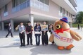 【新潟医療福祉大学】新潟北警察署と学生・教職員が交通安全啓発運動を実施しました！