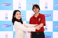 TOPPANとファンケル、早稲田実業学校高等部の吹奏楽部員に体表温を色で見える化する「示温シール」を試験提供