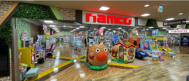 クレーンゲーム機が充実した地域密着アミューズメント施設 『namcoプレ