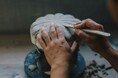 【界 別府】手業のひととき「“幻の焼き物”臼杵焼を現代に蘇らせた陶芸家・宇佐美氏から臼杵焼を学ぶ~オリジナルキーホルダー制作体験~」開催