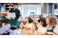 子ども支援プログラム「ハミングバード プログラム」の一環として8月1日(金)からスターバックス店舗で子ども向けイベントを開催