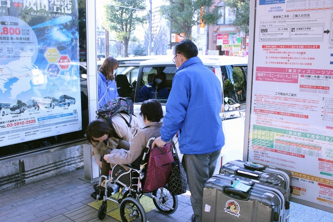 願いのくるま出発