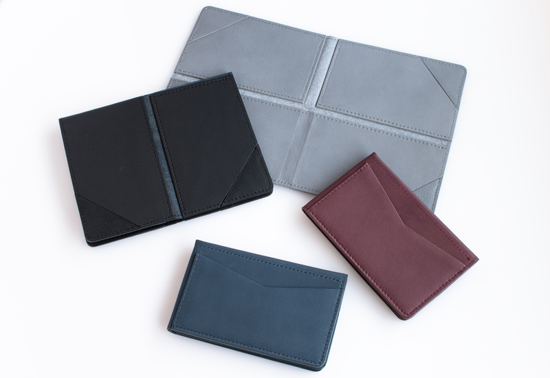 丁寧な名刺交換を考えたら変わった形の名刺入れが出来ました 名刺入れ Kasanel が新登場 サイバール株式会社のプレスリリース