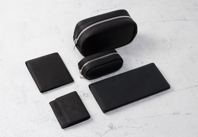 牛革の王様カーフレザーシリーズからキーケースやポーチなど新登場 Asoboze アソボーゼ サイバール株式会社のプレスリリース