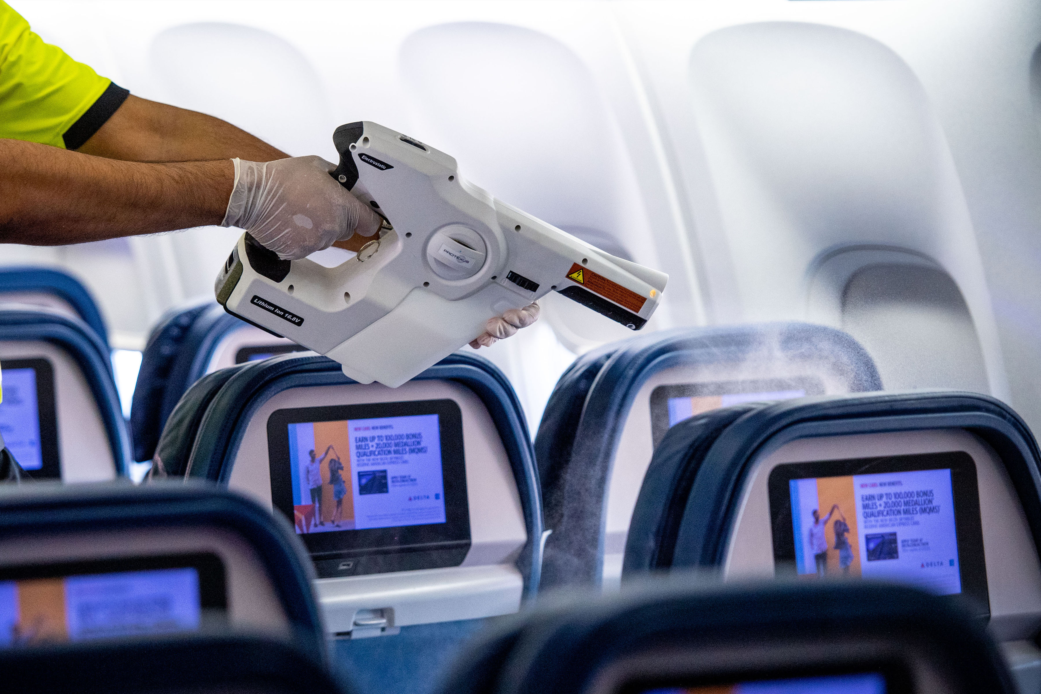 デルタ航空 新しい清潔さ基準 デルタ クリーン を導入 デルタ航空のプレスリリース