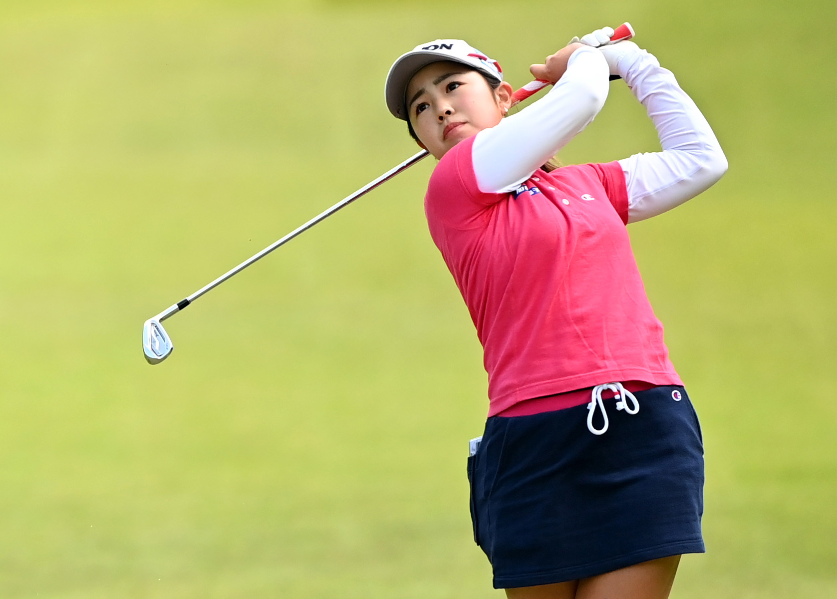 オーセンティック アメリカン アスレチックウェア ブランド Champion チャンピオン サポートプロゴルファー 山下美夢有選手が国内ツアー初優勝 ヘインズブランズ ジャパン株式会社のプレスリリース