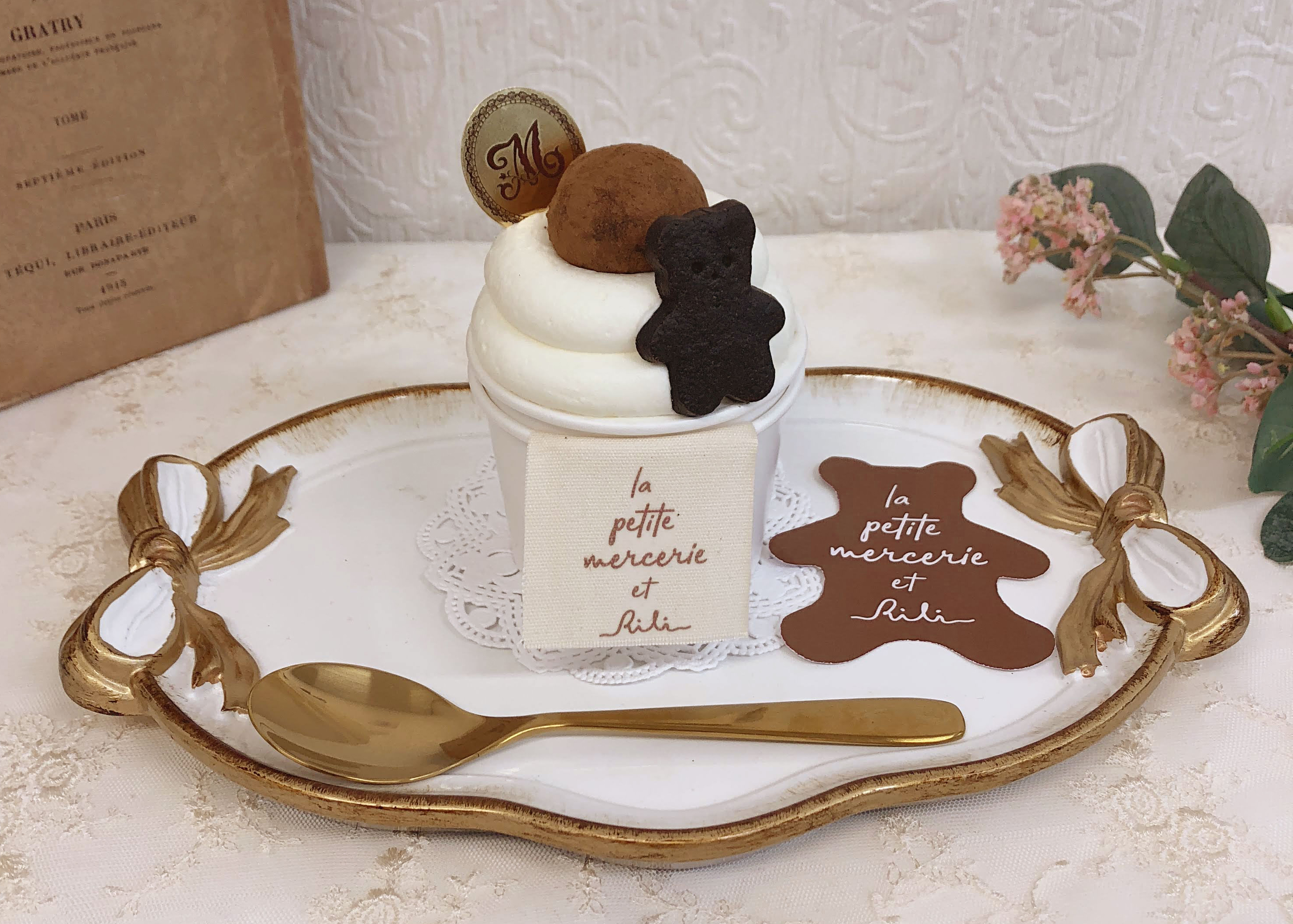 インスタ映え間違い無し Rili La Petite Mercerie こぐまが乗ったかわいいコラボスイーツが期間限定発売 10月15日 月 28日 日 株式会社riliのプレスリリース インスタ映え間違い無し Rili La Petite Mercerie こぐまが乗ったかわいいコラボスイーツが期間限定発売 10月15日 月 28日 日 株式会社riliのプレスリリース